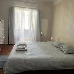 Privada 3 Grande Con Balcón Pensión Lisboa