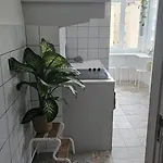 Privada 3 Grande Con Balcón Pensión Lisboa