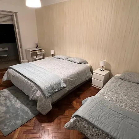 Privada 3 Grande Con Balcon Affittacamere *